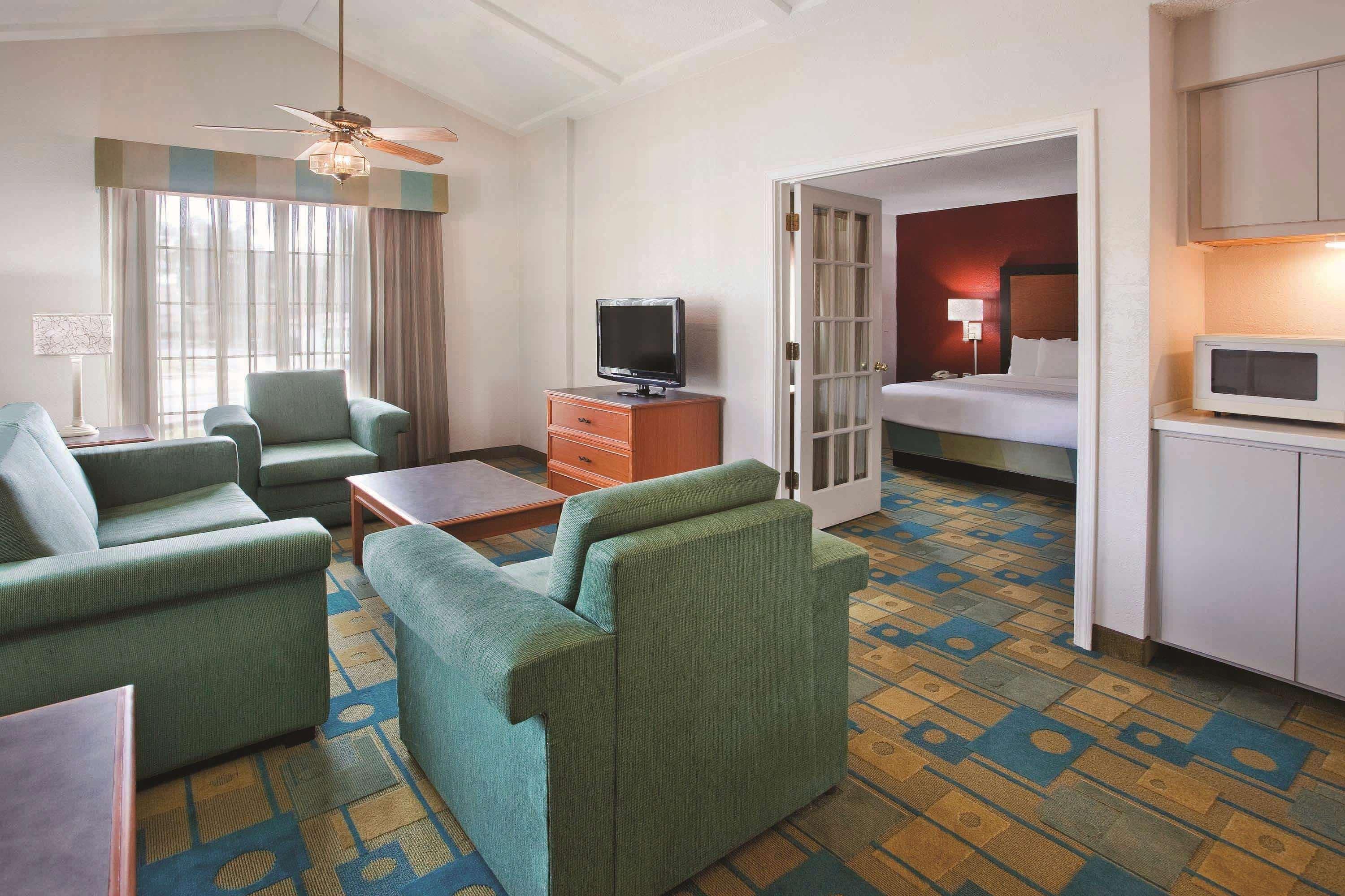 La Quinta Inn By Wyndham Savannah Midtown Zewnętrze zdjęcie