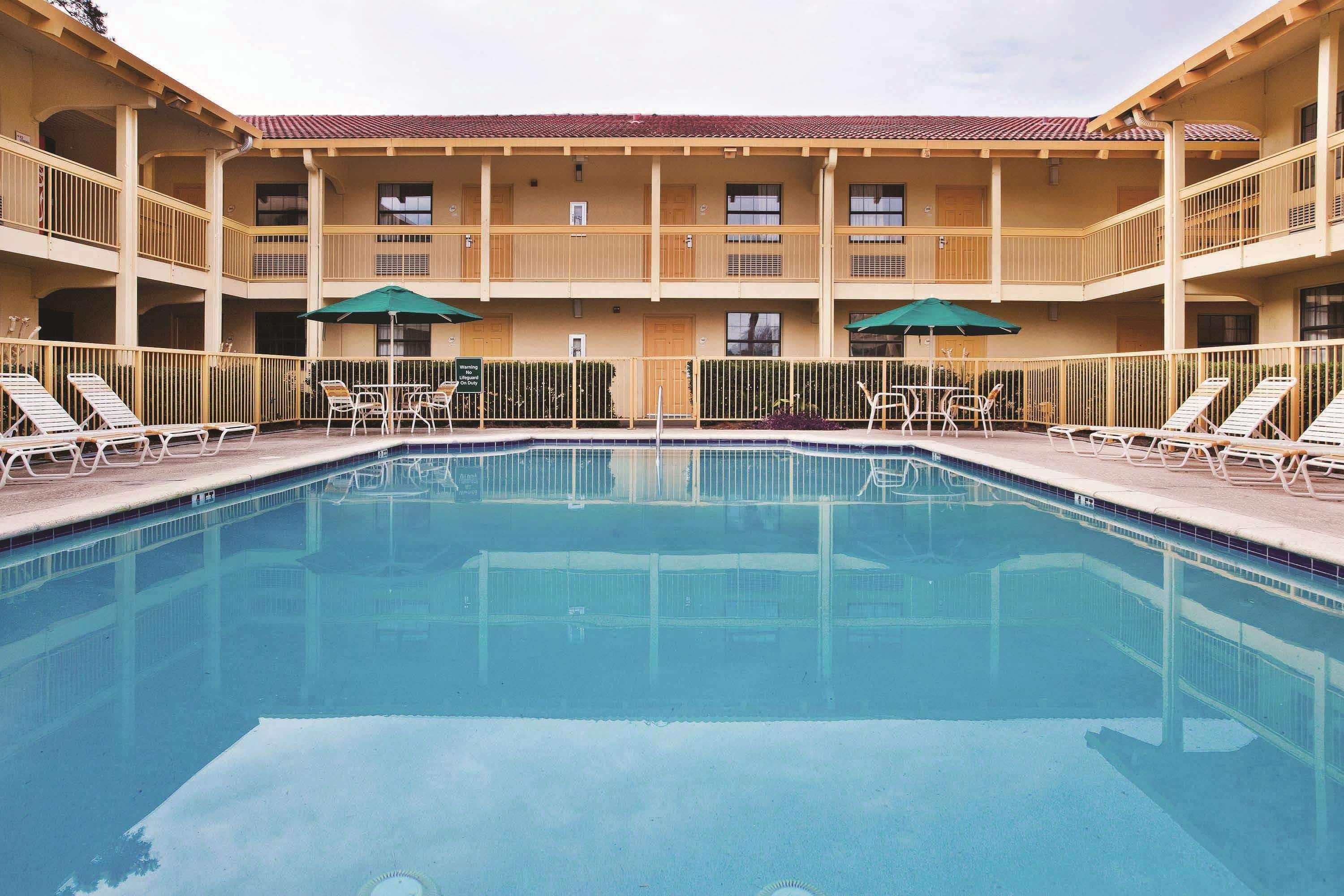 La Quinta Inn By Wyndham Savannah Midtown Zewnętrze zdjęcie