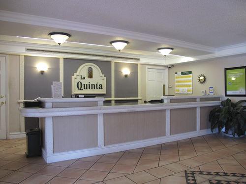 La Quinta Inn By Wyndham Savannah Midtown Zewnętrze zdjęcie